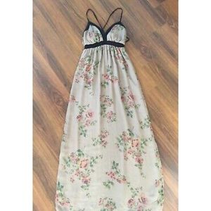 Jessica Simpson maxi dress